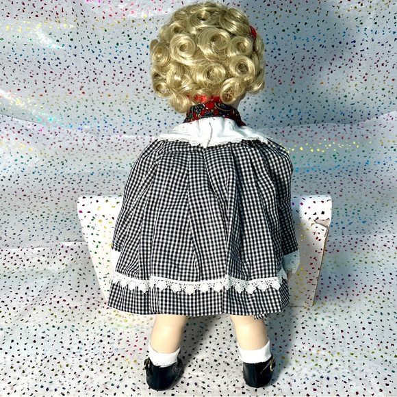 Vintage Ashton-Drake Galleries Porcelain Doll, Peanut, My Heart Belongs to Daddy - Picture 5 of 10